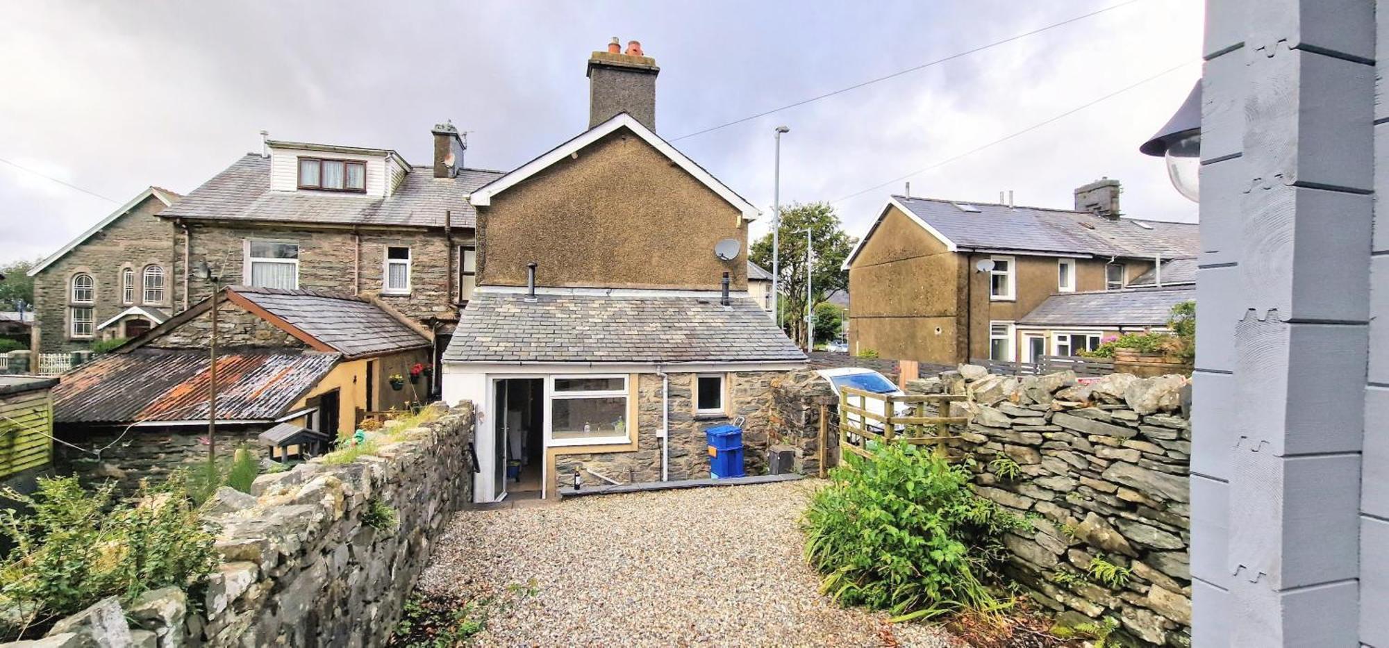 Cheerful 2 Bed Home With Mountain Views Blaenau Ffestiniog Exteriör bild