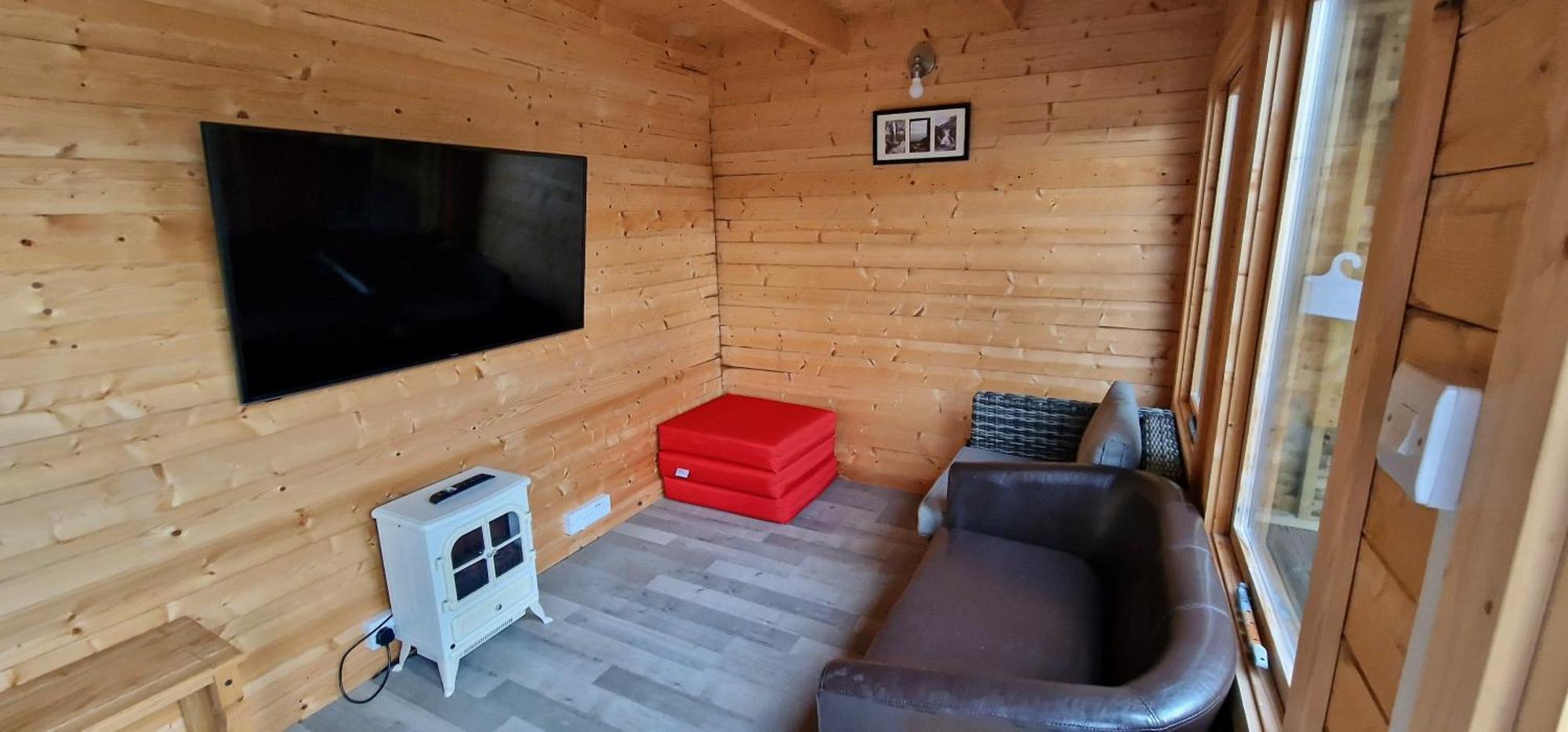 Cheerful 2 Bed Home With Mountain Views Blaenau Ffestiniog Exteriör bild