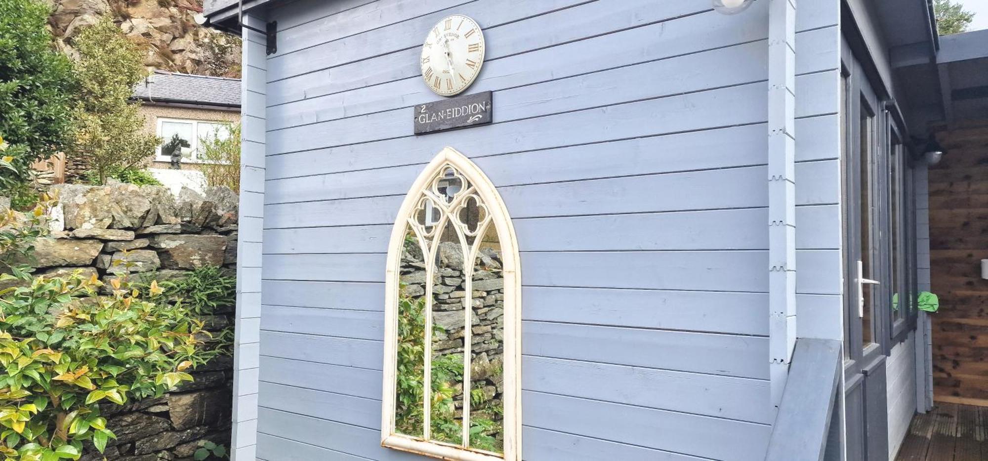 Cheerful 2 Bed Home With Mountain Views Blaenau Ffestiniog Exteriör bild