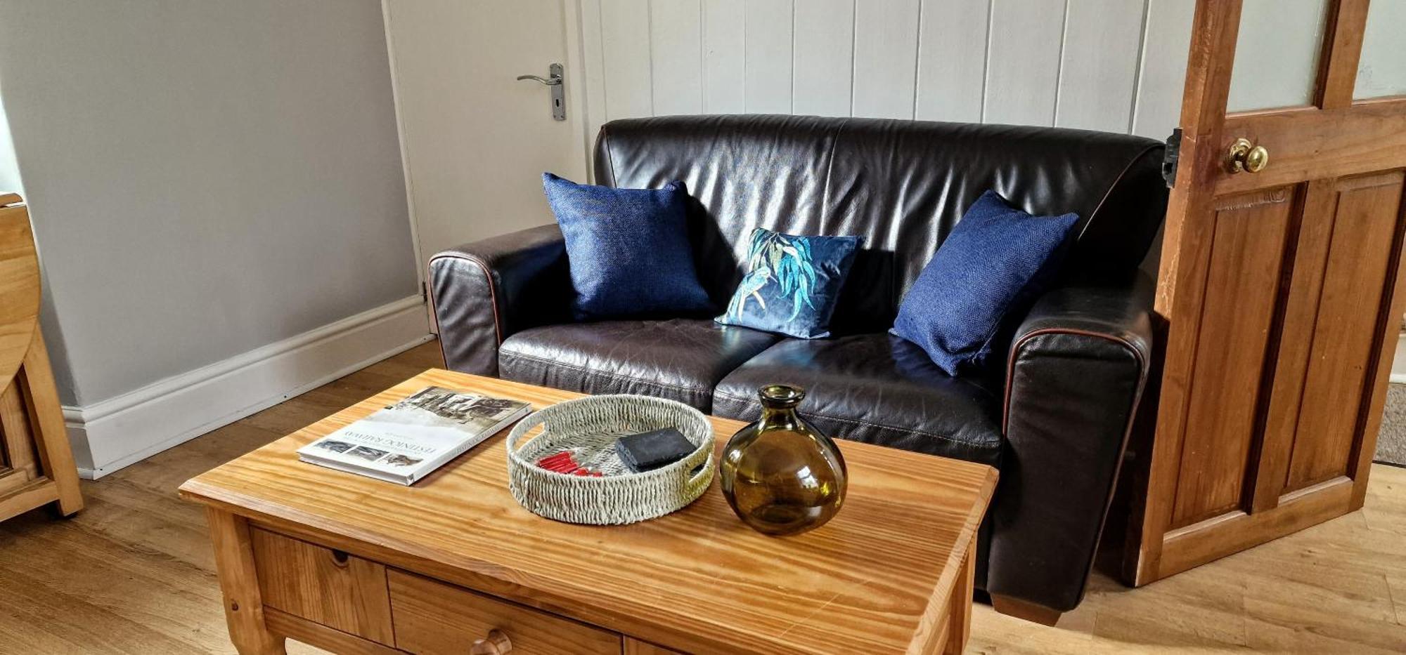 Cheerful 2 Bed Home With Mountain Views Blaenau Ffestiniog Exteriör bild