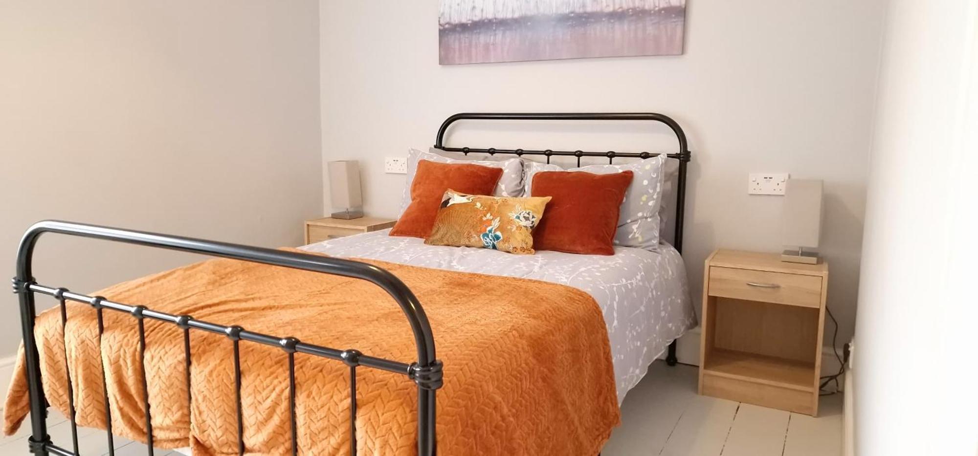 Cheerful 2 Bed Home With Mountain Views Blaenau Ffestiniog Exteriör bild